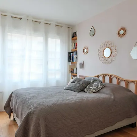 Charming With Terrace - In The Heart Of The 17th Apartment