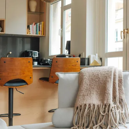 Charming With Terrace - In The Heart Of The 17th Apartment Paris